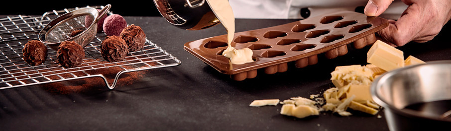 Moule silicone pour chocolat - 15 ronds - Easy Choc - Silikomart - Meilleur  du Chef